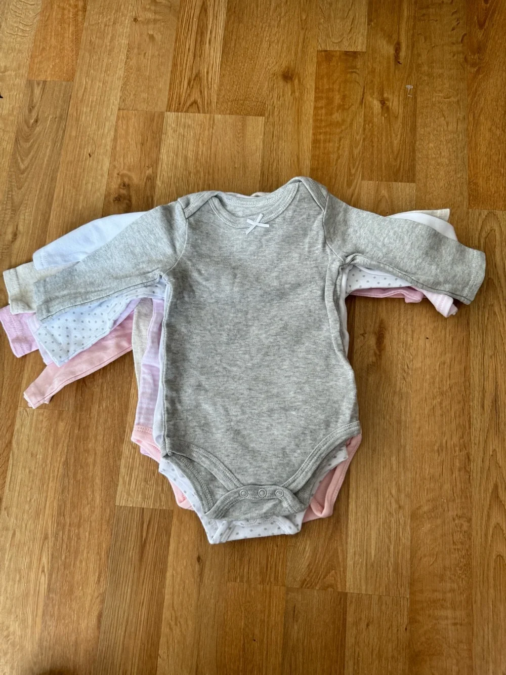 10 Long-Sleeve One-Piece Bodysuit